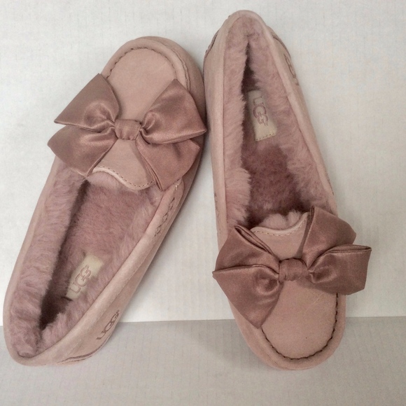 ugg clara glam bow